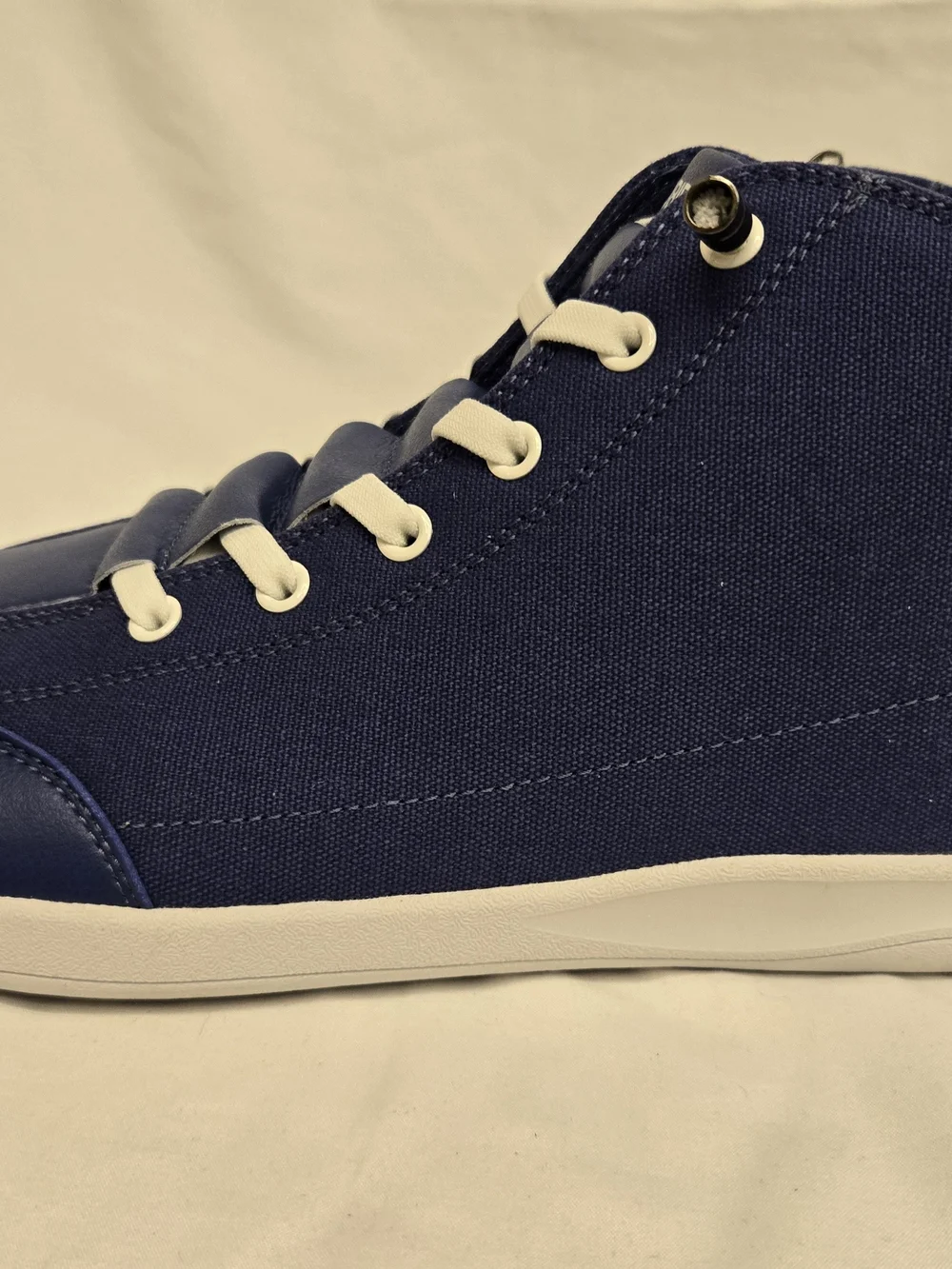 Hobibear Men’s Navy Athletic High-Top Sneakers Size 7.25. Women 9.25 Eur 40